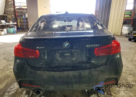 2018 BMW 340 Xi z USA, uszkodzony, nr VIN WBA8B7C57JA937997